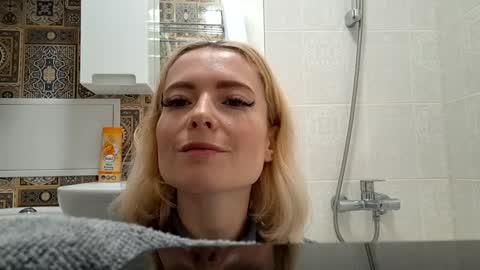 dgesika254182 online show from 01-19-25, 07:47