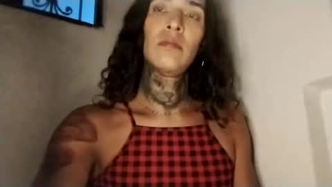 Snapshot of dhamn_justin chatting on 01-19-25, 11:32 PAISITA online show from 01-19-25, 11:32