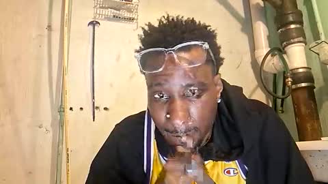 Marcus D-von Steel as the raunchy ass sniffer thrill me with your online show from 03-30-26, 07:09