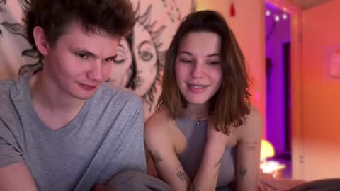 Di Alex online show from 12-27-24, 03:59