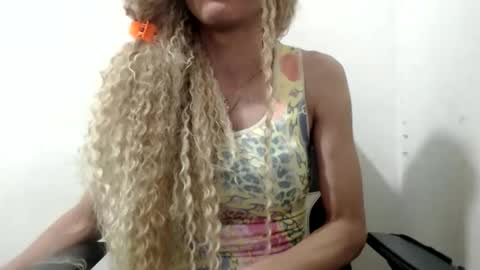 Snapshot of diabla_sexy22cm chatting on 11-12-25, 08:26 diabla_sexy22cm online show from 11-12-25, 08:26