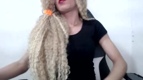 Snapshot of diabla_sexy22cm chatting on 12-05-25, 12:58 diabla_sexy22cm online show from 12-05-25, 12:58