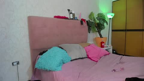 Snapshot of diabla_sexyboobs chatting on 01-18-25, 11:55 D I A B L A online show from 01-18-25, 11:55