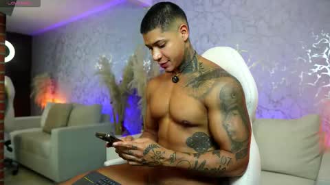 Diego online show from 03-12-26, 12:00