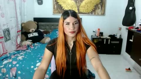 Snapshot of diamanterous30 chatting on 10-28-25, 03:21 diamanterous30 online show from 10-28-25, 03:21