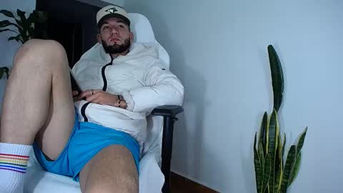 MaSSimo online show from 02-19-25, 01:08