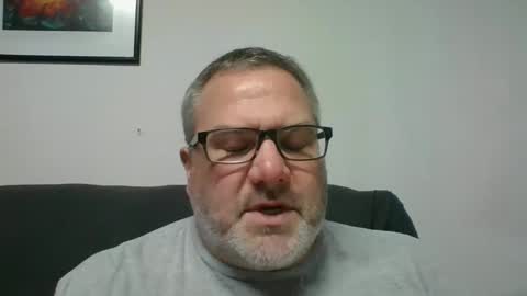 Snapshot of diamond_couple_82 chatting on 01-22-25, 03:31 diamond_couple_82 online show from 01-22-25, 03:31