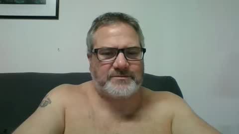 Snapshot of diamond_couple_82 chatting on 03-05-25, 05:18 diamond_couple_82 online show from 03-05-25, 05:18