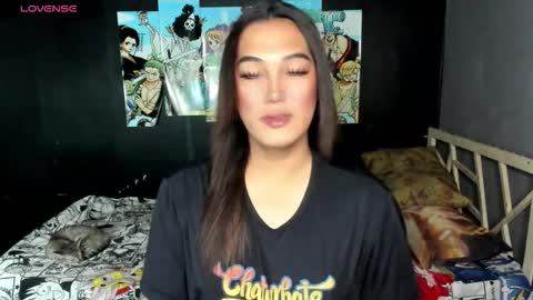 Snapshot of diamond_foxy chatting on 03-11-26, 08:20 Wency online show from 03-11-26, 08:20