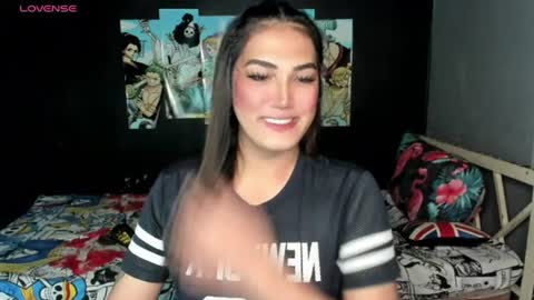 Snapshot of diamond_foxy chatting on 07-15-26, 11:59 Wency online show from 07-15-26, 11:59