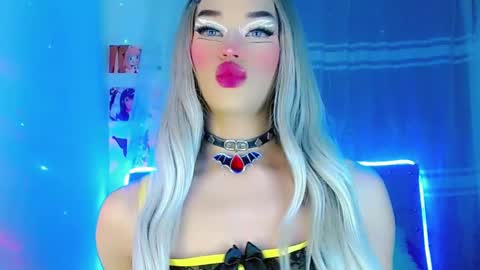 Snapshot of diamond_hott1 chatting on 02-21-25, 05:02 AmayaGirl online show from 02-21-25, 05:02