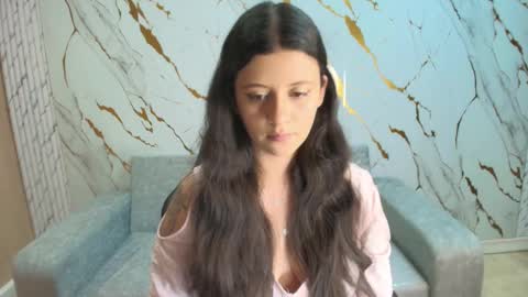 Diamond online show from 12-16-25, 01:05