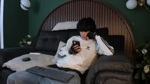 Snapshot of diamond_twink chatting on 07-13-26, 05:43 diamond_twink online show from 07-13-26, 05:43