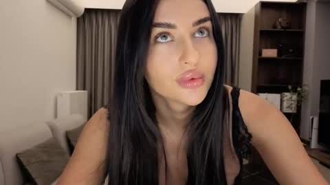 Snapshot of diamondpixie chatting on 10-27-25, 08:46 Iris online show from 10-27-25, 08:46