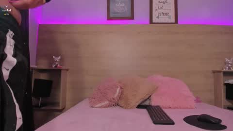 Diana online show from 12-05-25, 12:47