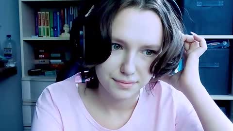 diana_back3 online show from 10-04-25, 06:55