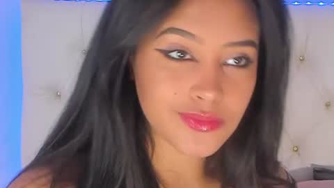 Snapshot of diana_clarck chatting on 07-22-26, 04:54 Diana Tamayo online show from 07-22-26, 04:54