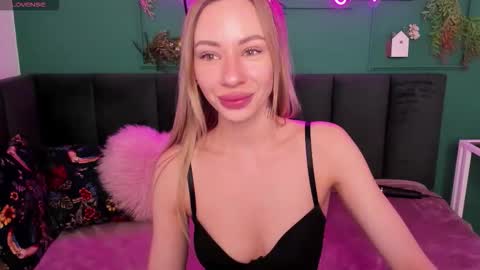 Diana  online show from 11-06-25, 01:50