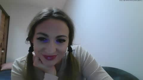 Snapshot of dianabigboobs chatting on 06-01-26, 09:49 Diana online show from 06-01-26, 09:49