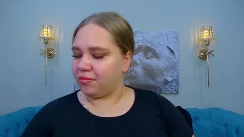 Snapshot of dianakristol chatting on 06-10-26, 06:45 Diana online show from 06-10-26, 06:45