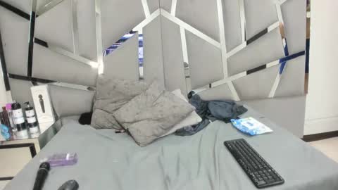 Snapshot of dianarous chatting on 12-09-24, 07:06 dianarous online show from 12-09-24, 07:06