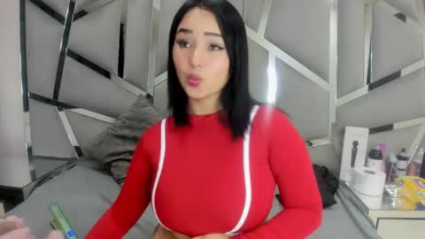 Snapshot of dianarous chatting on 01-09-25, 03:58 dianarous online show from 01-09-25, 03:58