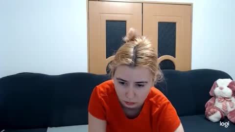 dianasmiey7 online show from 02-14-25, 09:34