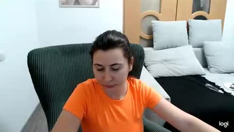 Snapshot of dianasmiey7 chatting on 01-18-26, 07:50 dianasmiey7 online show from 01-18-26, 07:50