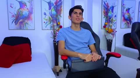 Ana  Leo online show from 12-11-24, 01:49