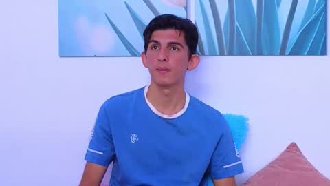 Ana  Leo online show from 10-27-25, 04:00