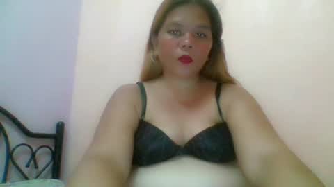 Snapshot of diane4you chatting on 07-28-26, 04:39 diane4you online show from 07-28-26, 04:39