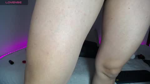 Snapshot of diaz_henr chatting on 07-27-26, 08:10 Henry Diaz online show from 07-27-26, 08:10