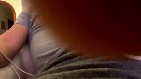 Snapshot of dible18 chatting on 10-17-25, 06:54 dible18 online show from 10-17-25, 06:54