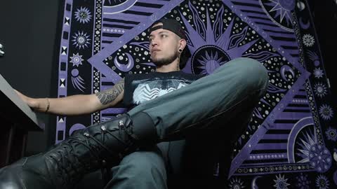 DICAPRIO online show from 01-21-25, 12:46