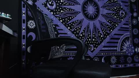 DICAPRIO online show from 02-07-25, 07:49