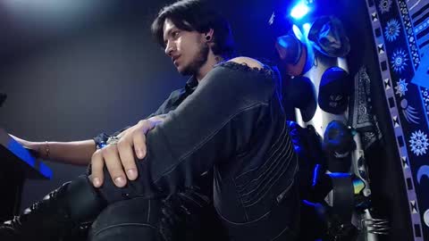 DICAPRIO online show from 03-03-25, 09:48