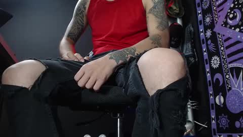 DICAPRIO online show from 03-06-25, 07:43