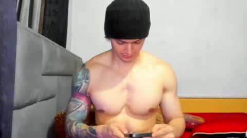 Snapshot of dick_demon_1 chatting on 01-26-25, 04:20 jhon online show from 01-26-25, 04:20