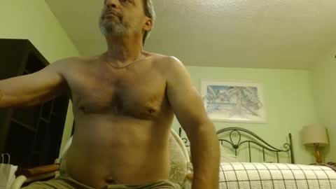 Snapshot of dickbeswollen123 chatting on 05-03-26, 05:52 dickbeswollen123 online show from 05-03-26, 05:52