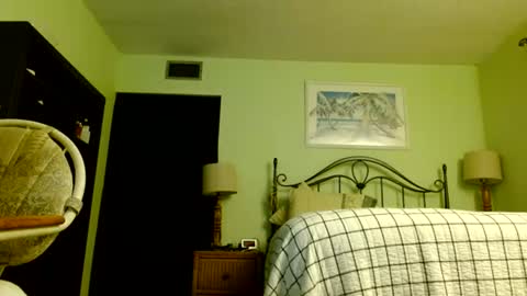 Snapshot of dickbeswollen123 chatting on 07-20-26, 12:36 dickbeswollen123 online show from 07-20-26, 12:36