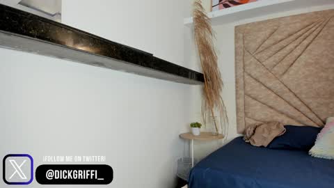 Snapshot of dickgriffith chatting on 01-04-25, 06:40 Dick Griffith online show from 01-04-25, 06:40
