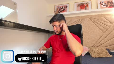 Snapshot of dickgriffith chatting on 01-09-25, 03:55 Dick Griffith online show from 01-09-25, 03:55