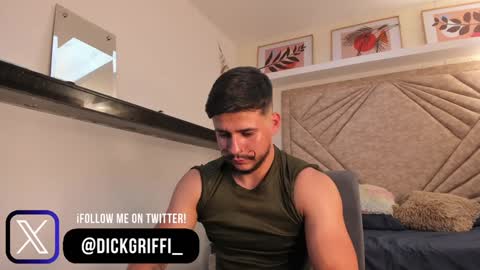 Snapshot of dickgriffith chatting on 01-14-25, 05:45 Dick Griffith online show from 01-14-25, 05:45