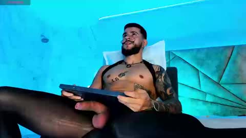 Snapshot of dickgriffith chatting on 01-14-26, 01:17 Dick Griffith online show from 01-14-26, 01:17