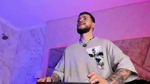 Snapshot of dickgriffith chatting on 02-19-26, 03:08 Dick Griffith online show from 02-19-26, 03:08