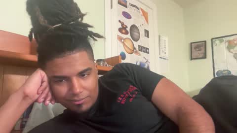 Snapshot of dickslober chatting on 12-22-25, 01:46 9inch BBC2020 online show from 12-22-25, 01:46