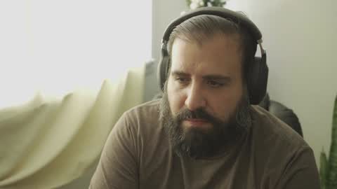 Snapshot of dicristalino chatting on 12-12-24, 05:26 Cristian Dipolino online show from 12-12-24, 05:26