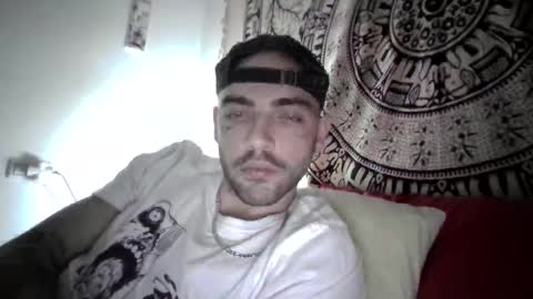 Snapshot of didismurf02 chatting on 05-06-26, 12:52 didismurf02 online show from 05-06-26, 12:52