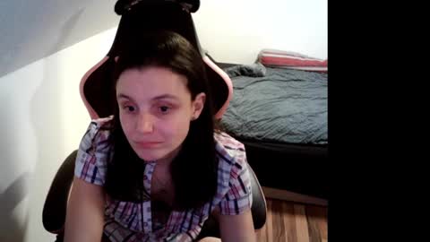 Snapshot of die_eine_oder_keine chatting on 02-21-25, 08:16 Kathypvt 30 tk min online show from 02-21-25, 08:16