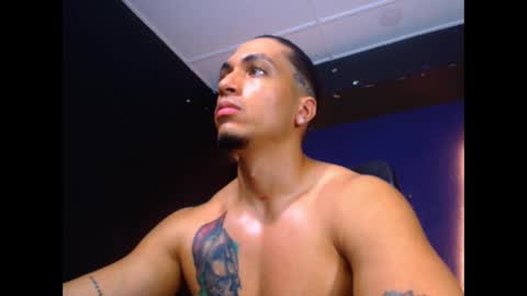 Snapshot of diego__cruz chatting on 02-25-25, 06:09 Diego online show from 02-25-25, 06:09